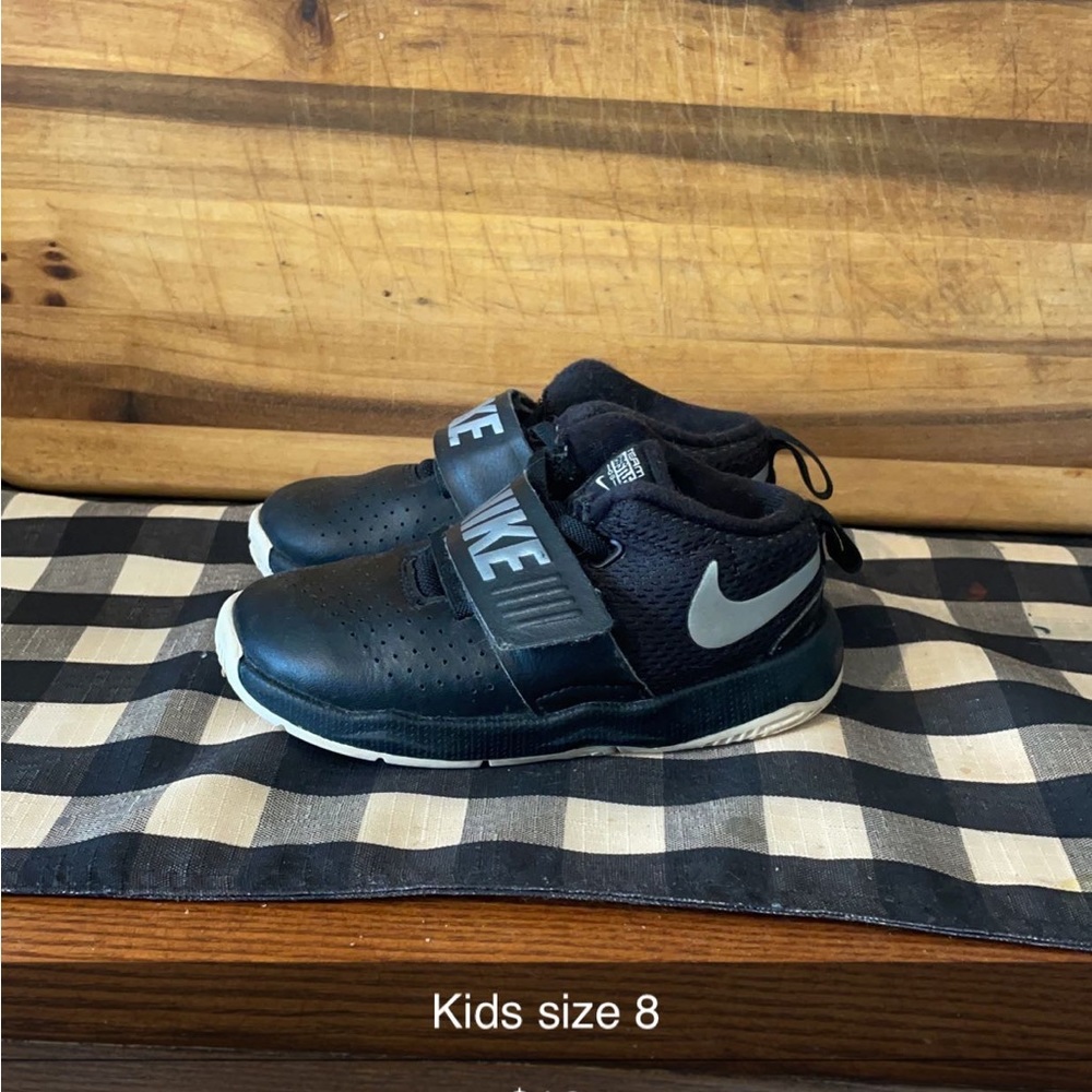 Black Nike toddler boy shoes